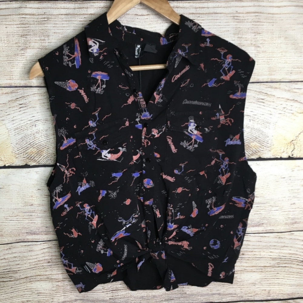 RARE apocalypso knotted crop tank